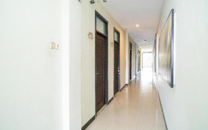 Sans Hotel Zam-Zam Syariah Palangkaraya 