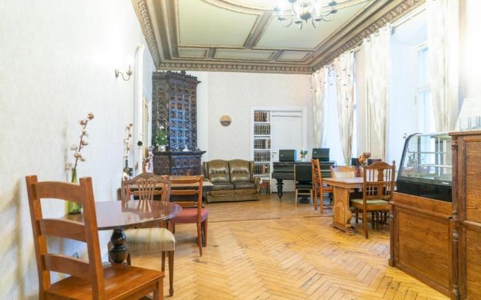 Godart Rooms