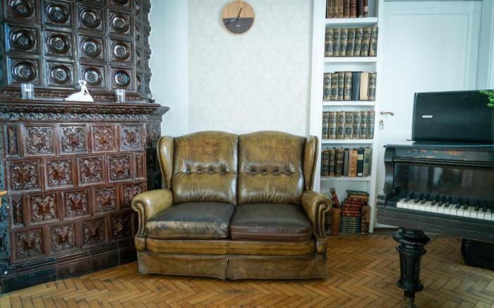 Godart Rooms