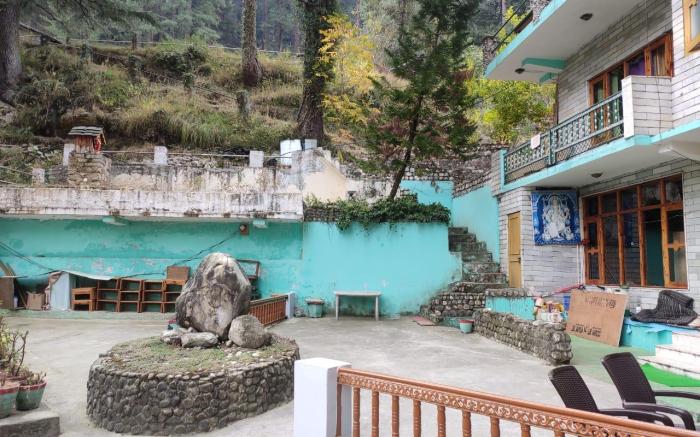 Hotel deep forest Kasol