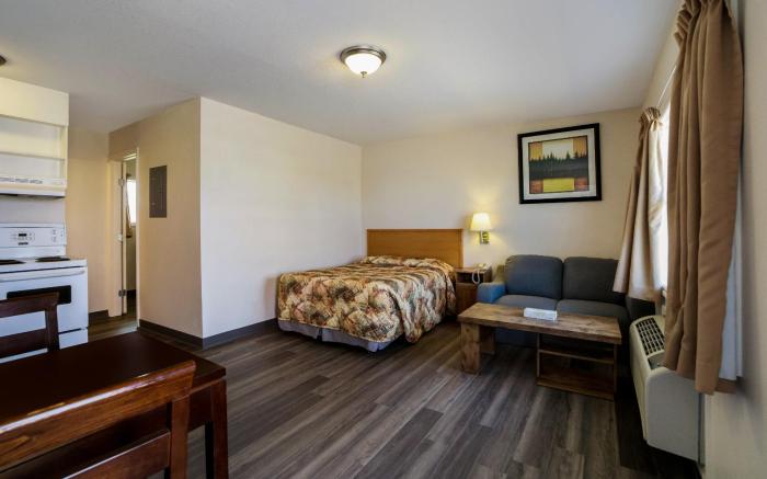 Canadas Best Value Inn Fort St. John