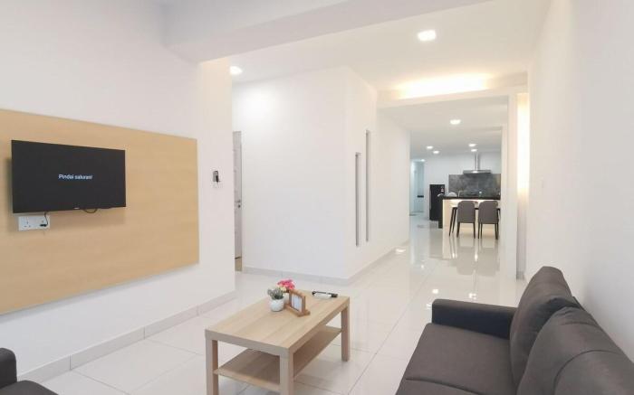 Q1@One Homestay. 10 paxs Free Wifi & Washer