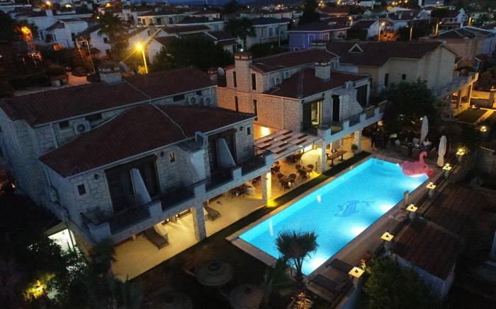Fizzio Alacati Hotel