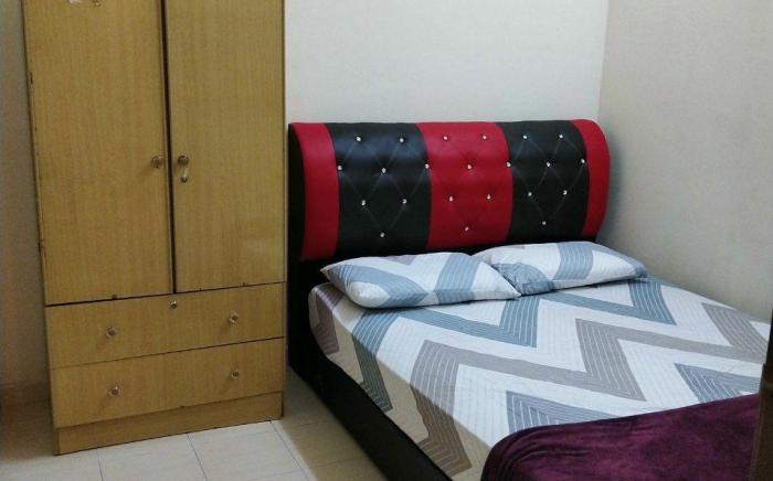 Ladang Homestay 2BR Pantai Batu Burok HSNZ