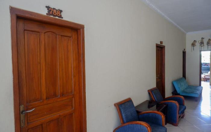 RedDoorz @ Hotel Sartika Yogyakarta