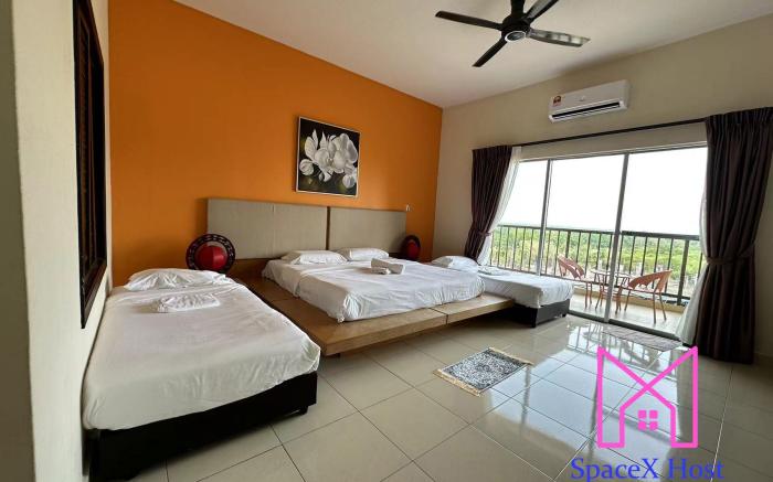 Chill Seaview suite at Gold Coast Morib Resort