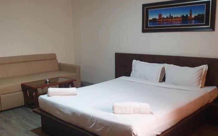 The Emerald Resort 