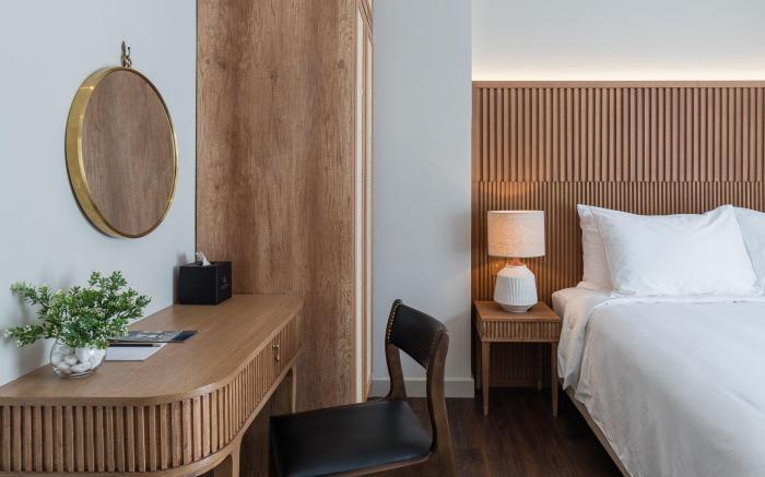 Charmaine's Hotel & Apartment