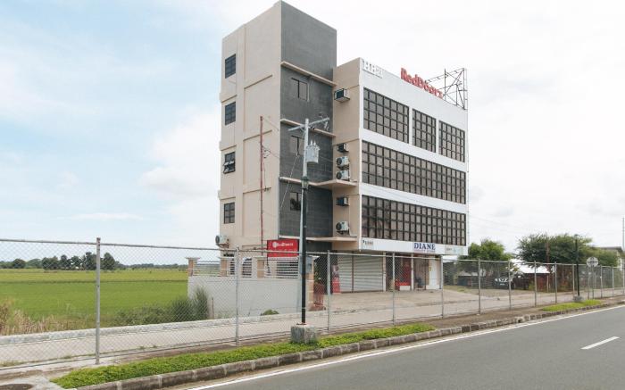 RedDoorz Near Iloilo International Airport