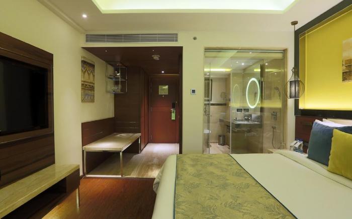 Hotel The Prithvi Near Delhi Airport 