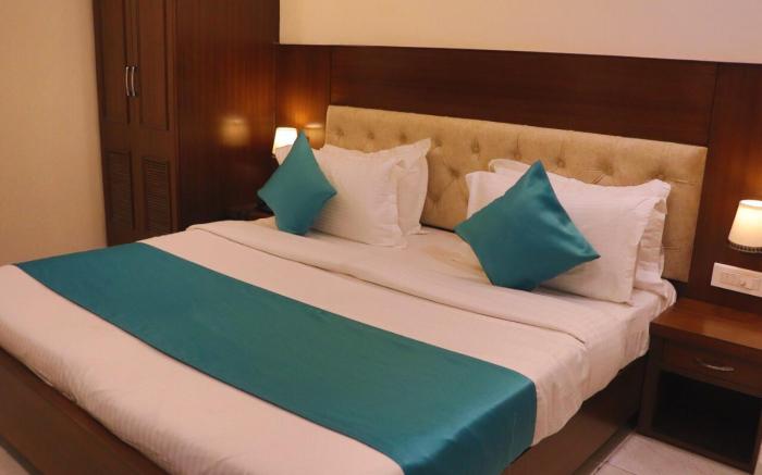 Hotel Green Behind Parmarth Niketan
