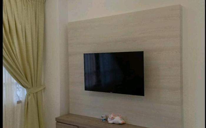 Golden shower apartment WIFI TV Nearby Town area