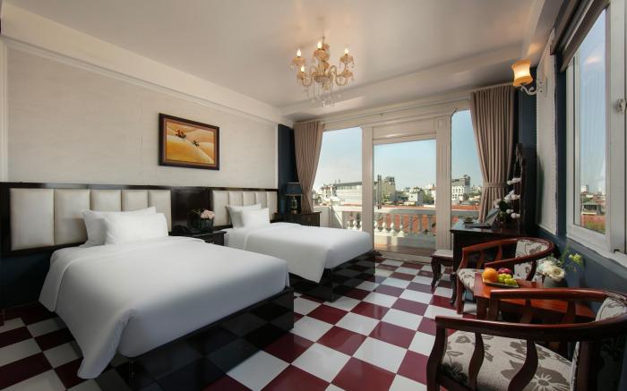 Delica Premium Hotel