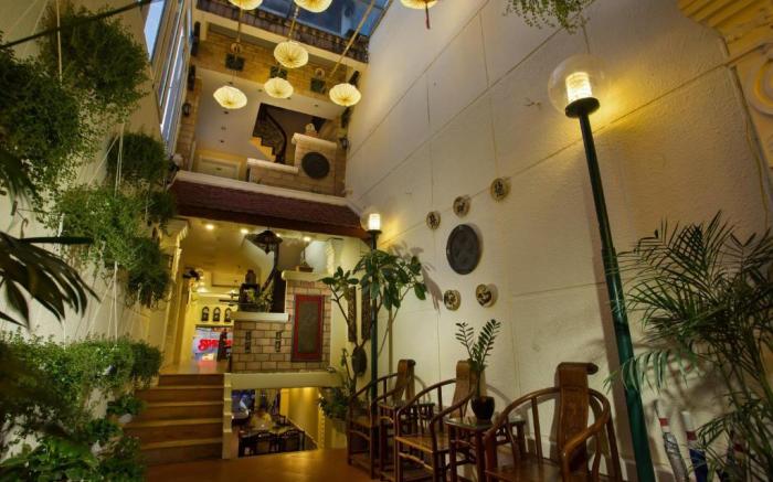 Classic street hotel hanoi