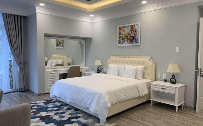 Luxury 6 bedroom villa - Tuyenlam lake view