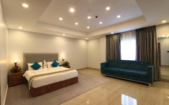 Seven Hills Hotel