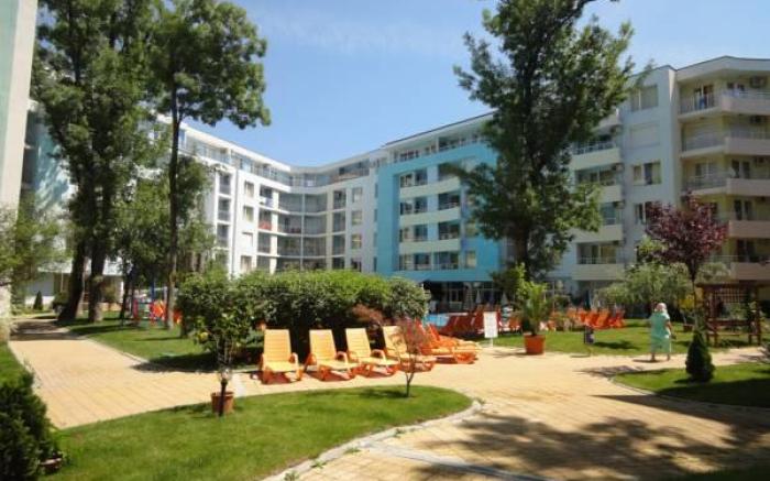 Yassen Holiday Village