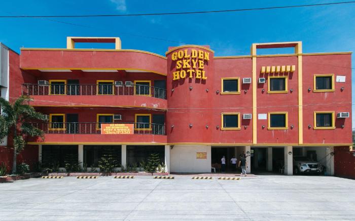 RedDoorz @ Golden Skye Hotel Guagua