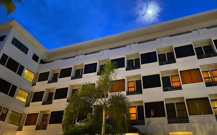 Naraigrand Hotel
