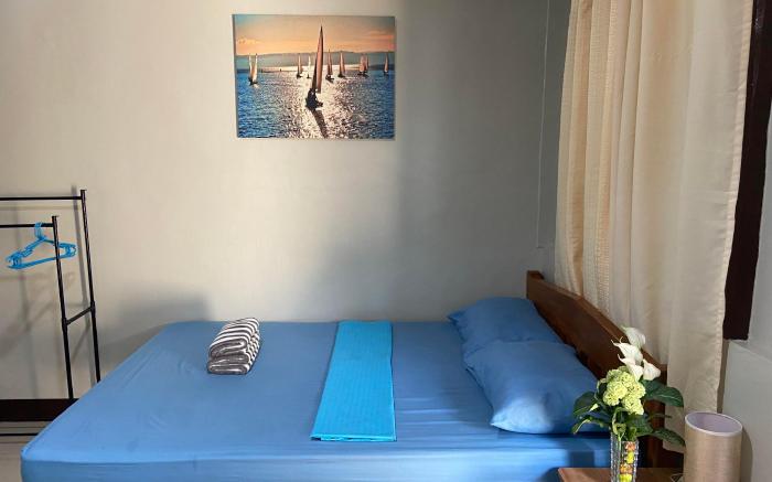 Alona Bohol Backpackers Hostel 