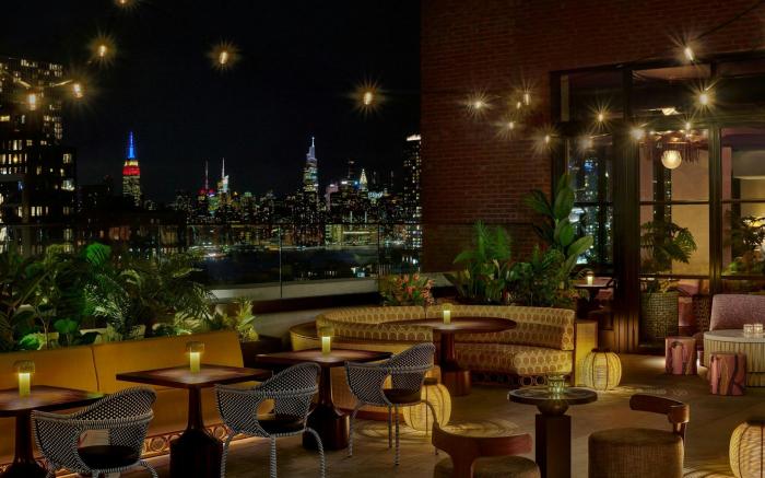 Moxy Brooklyn Williamsburg