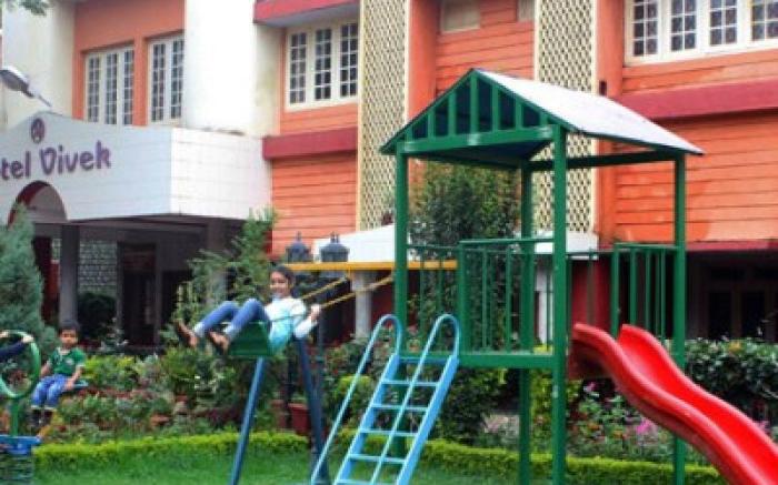 Hotel Vivek Coonoor
