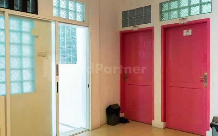 Asri Residence near Jalan Iskandar Muda Medan Mitra RedDoorz