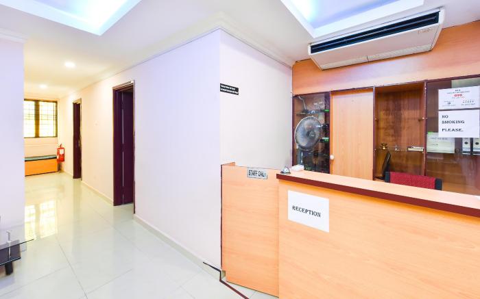 OYO 90562 J Hotel PJ