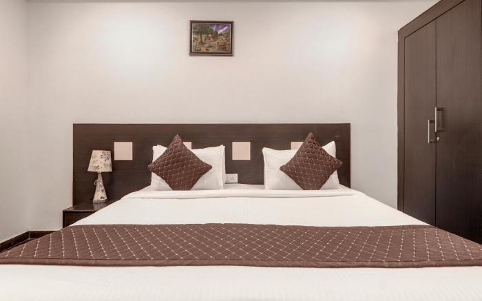 HOTEL ROYAL PALM