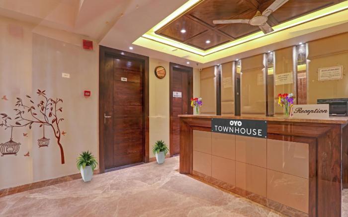 Townhouse Hotel Spotlight