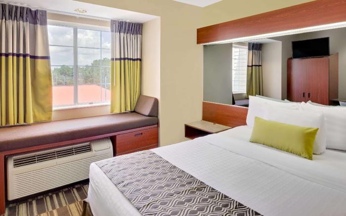 Microtel Inn & Suites by Wyndham Daphne/Mobile