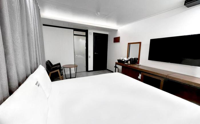 Jinju Hotel The V