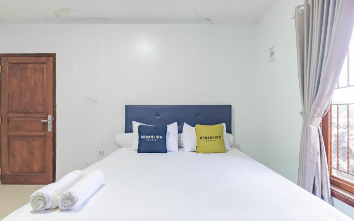Urbanview Hotel Kampung Istal Megamendung Puncak by RedDoorz