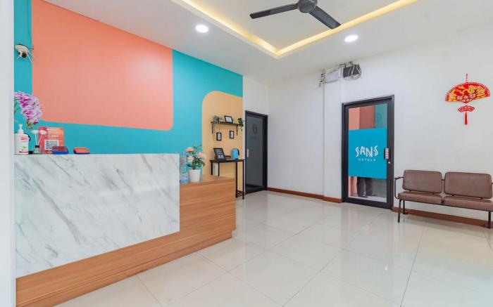 Sans Hotel Suryakencana Bogor