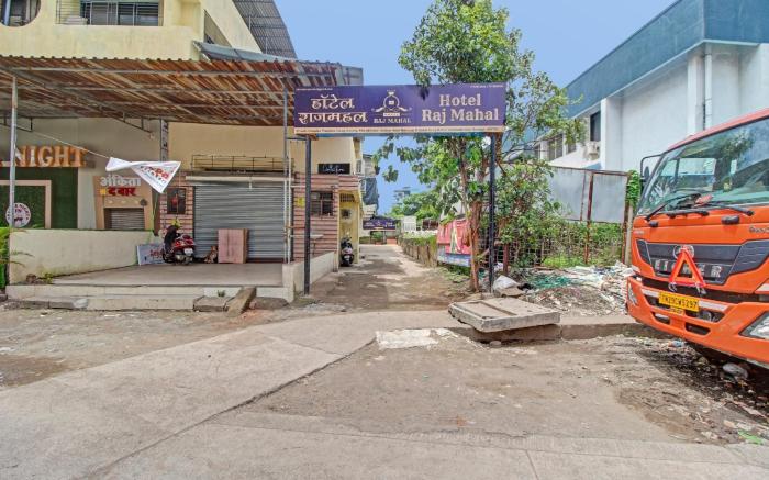 Hotel O Raj Mahal