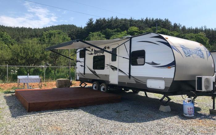 Taean oleyu caravan glamping