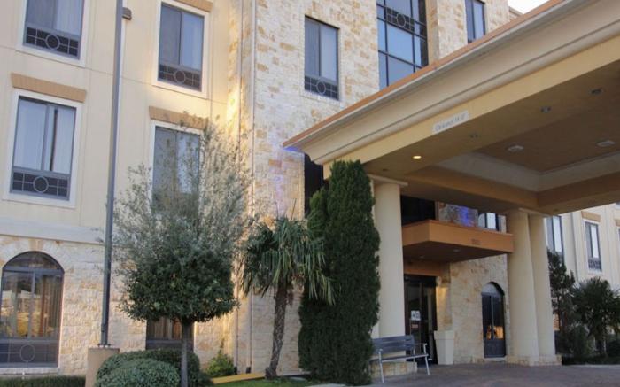 Comfort Inn & Suites Dallas Medical-Market Center