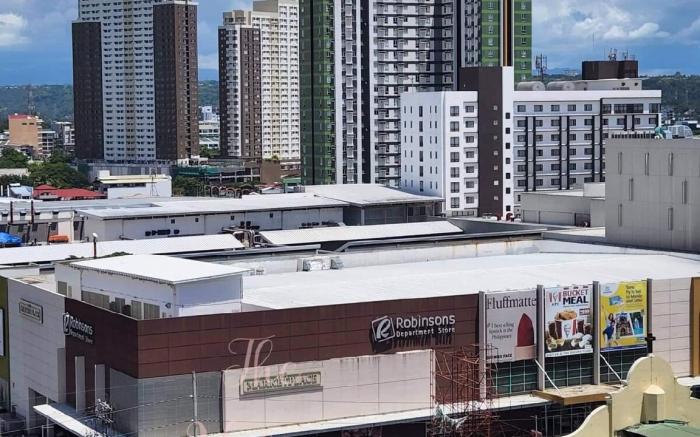 Fully Furnished Studio Type Condo/CITY Center/WiFi