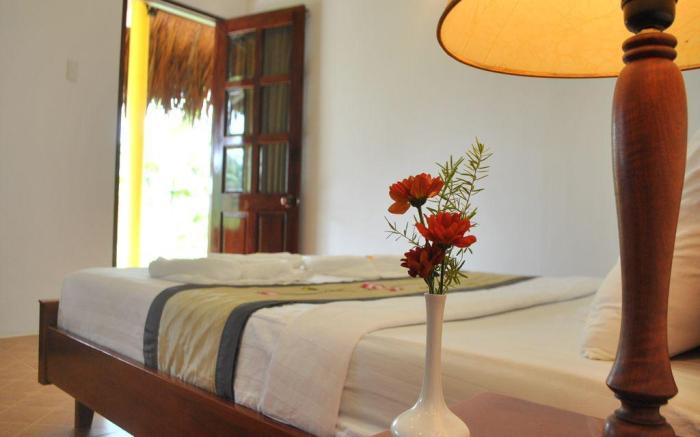 Mango Home Riverside