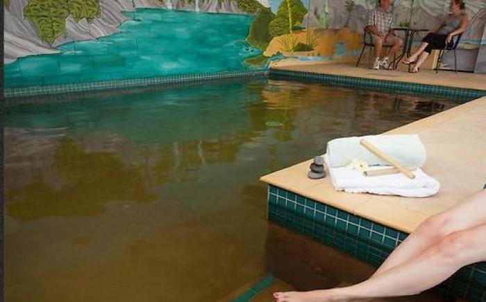 18th Avenue Thermal Motel