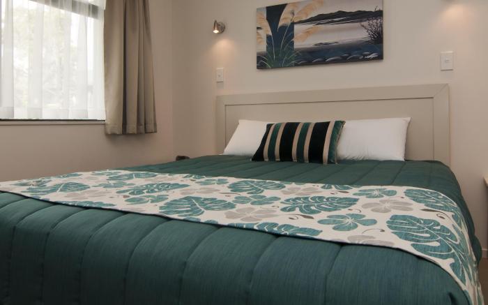 Breakwater Motel