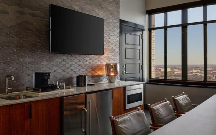 Renaissance Saint Elm Dallas Downtown Hotel