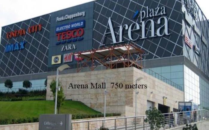 Hungaria Center apartment 5 bedroom for 19 person