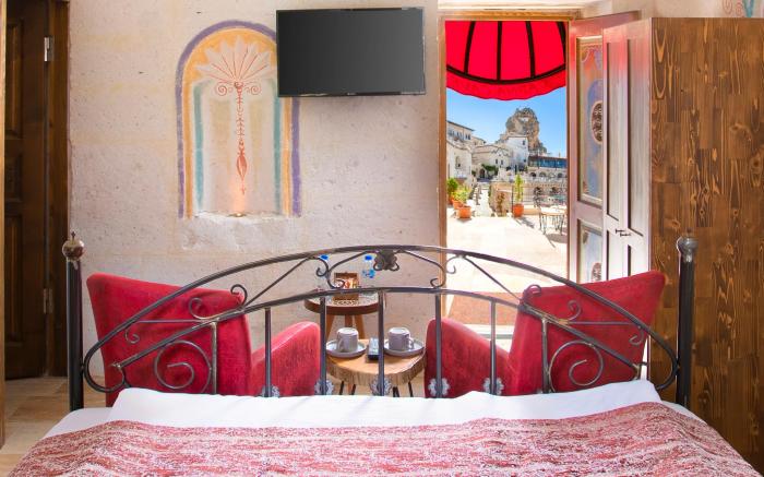Carna Cave Hotel