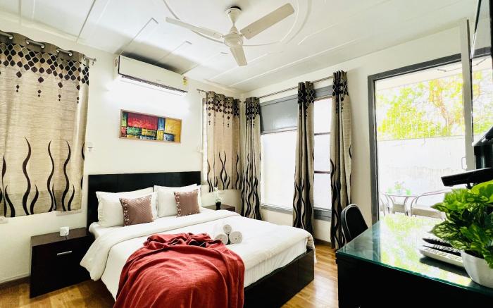 BluO Modern 2bhk- Medanta Medicity