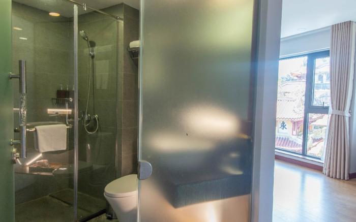 Moon Westlake - Studio Apartment 05