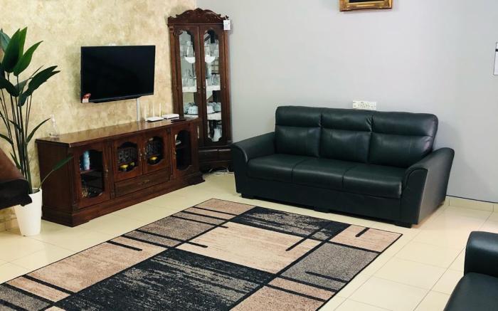 Homestay SR pengkalan ipoh (MUSLIM ONLY)