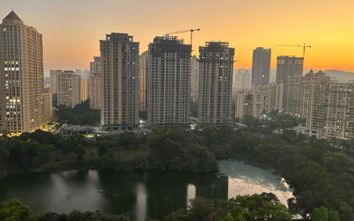 London Studio Apartment @Hiranandani Thane