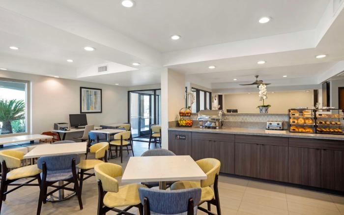 Best Western Exeter Inn and Suites