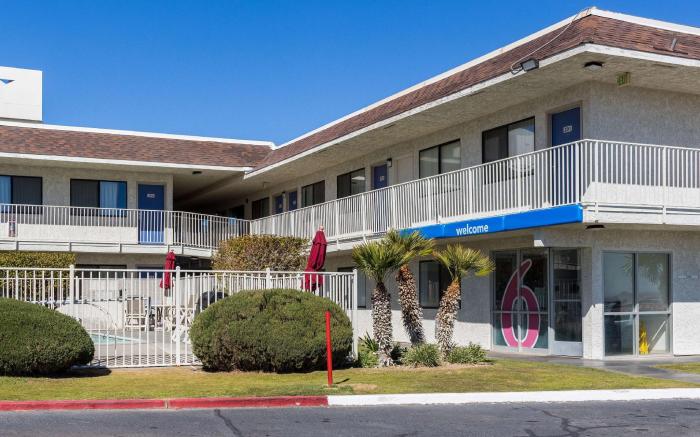 Motel 6 Mojave, CA